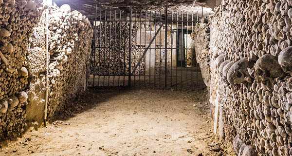 Paris catacombs Interview with the Vampire BookRags